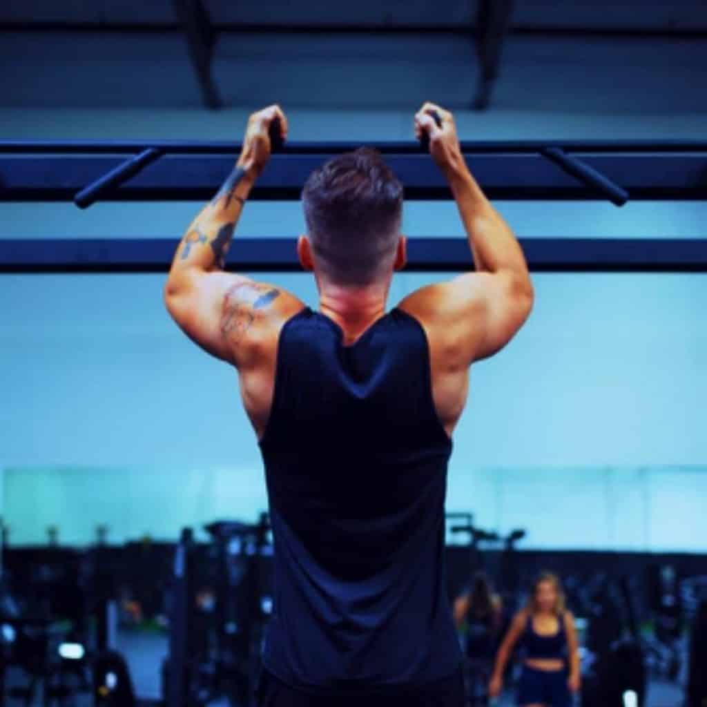 Sort pull up bar